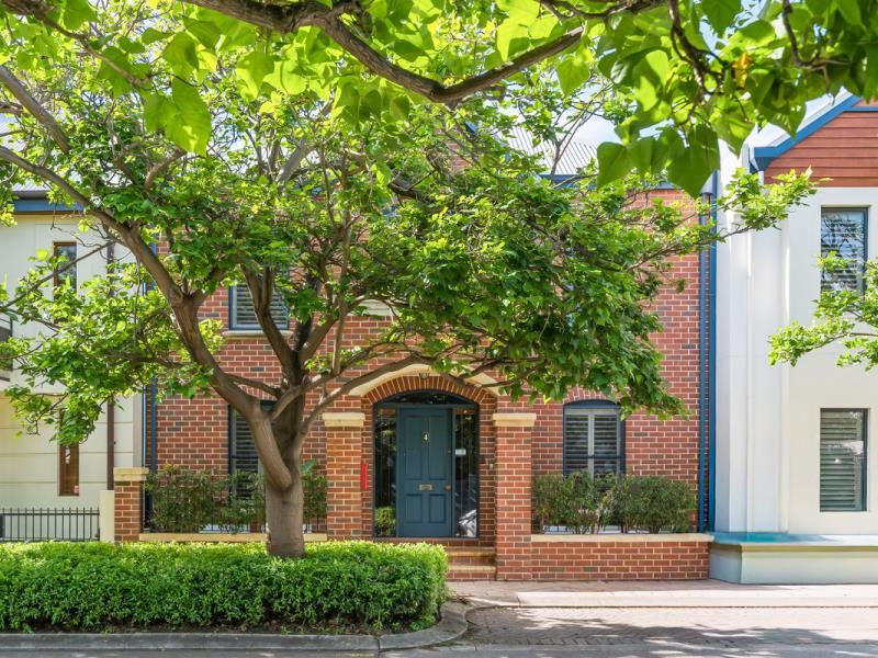 4 Coral Tree Avenue, Subiaco