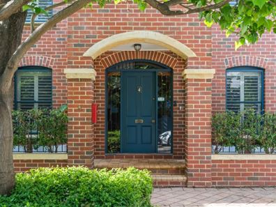 4 Coral Tree Avenue, Subiaco WA 6008