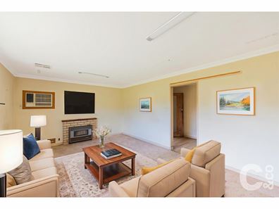 31 Cockman Way, Orelia WA 6167