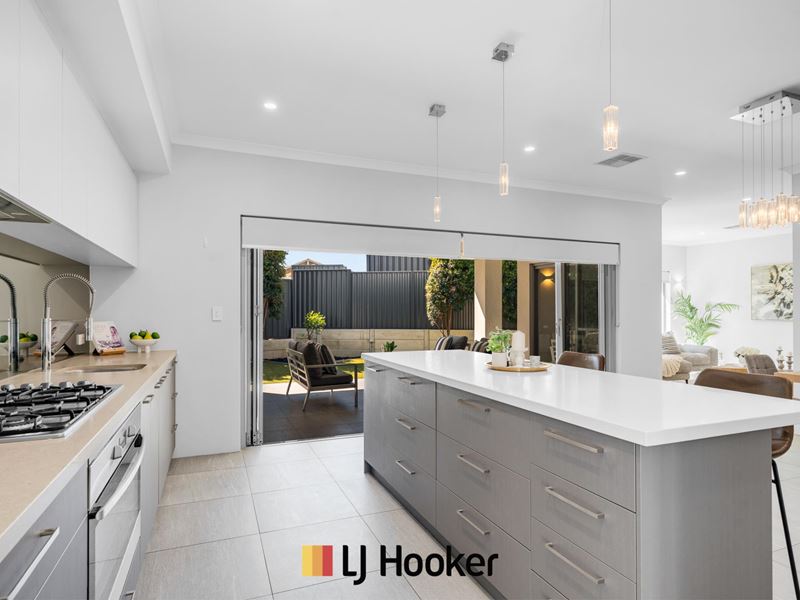 12B Martelli Place, Stirling