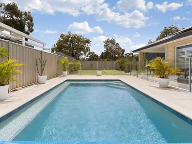 9 Conebush Circle, Falcon WA 6210