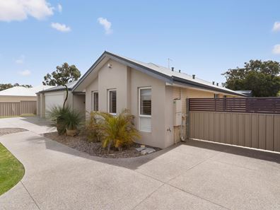 9 Conebush Circle, Falcon WA 6210