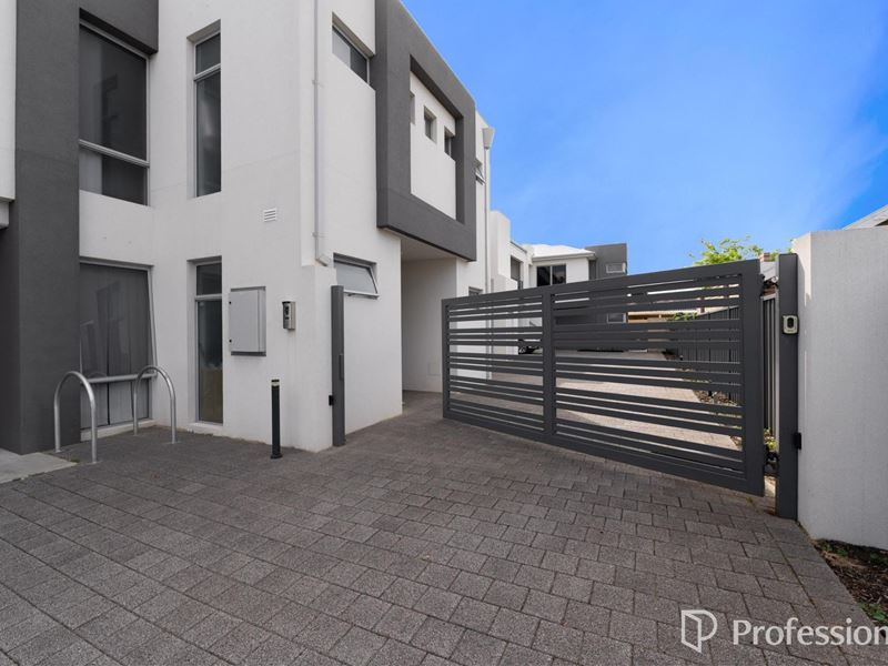3/221 Walter Road, Morley