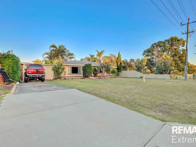 35 Cumberland Road, Forrestfield WA 6058