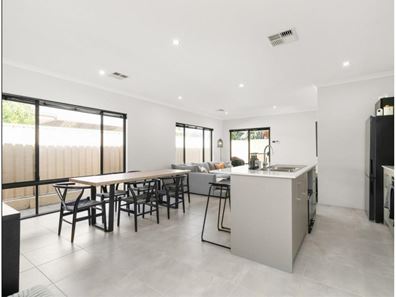 10A Plover Place, Ballajura WA 6066