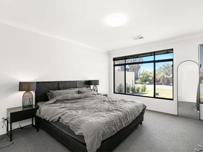 10A Plover Place, Ballajura WA 6066