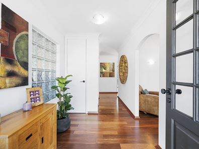27 Churchlands Avenue, Churchlands WA 6018