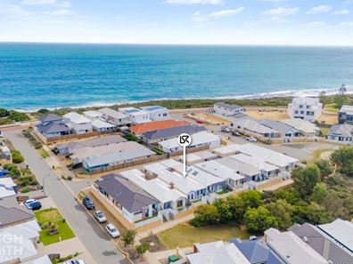 6 Rufa Lane, Halls Head WA 6210