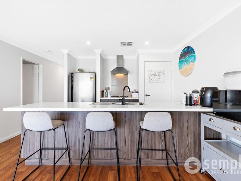 17 Havarti Loop, Byford