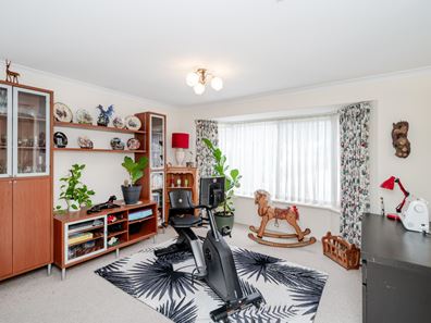 13 Tillman Place, Wilson WA 6107