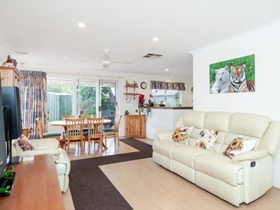 13 Tillman Place, Wilson WA 6107
