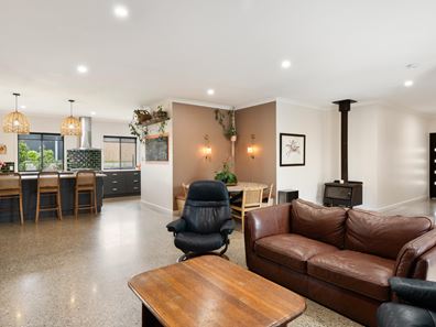58 Balmoral Drive, Bridgetown WA 6255