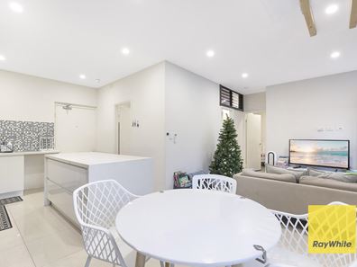 2/43 Yale Road, Thornlie WA 6108