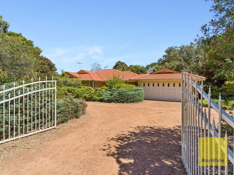 81 Ridge Hill Road, Maida Vale