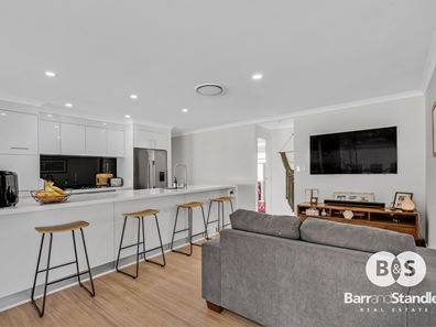 31 Walton Approach, Dalyellup WA 6230