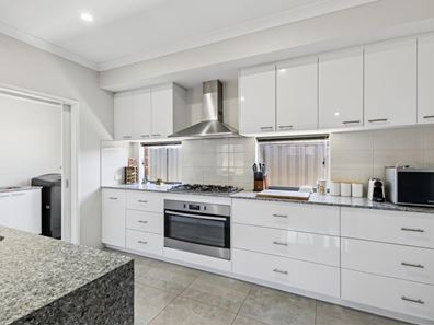 23 Musing Way, Aveley WA 6069