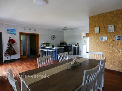 25 Burton Road, Castletown WA 6450