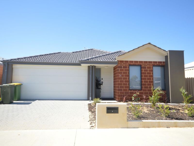 11 Woodstock Avenue, Dawesville WA 6211