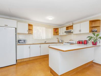 21 Frigate Cresent, Yanchep WA 6035