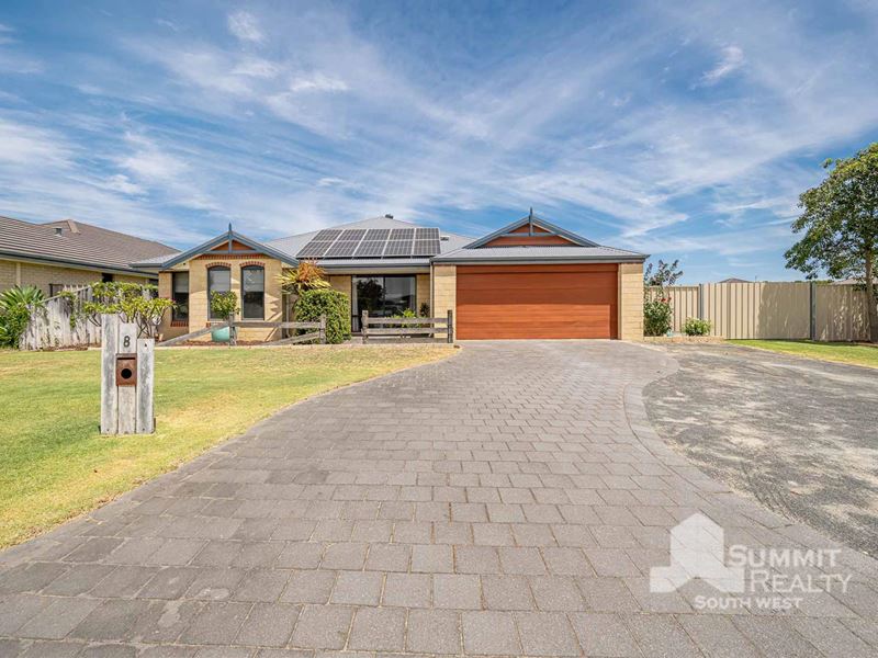 8 Burwood Road, Australind WA 6233