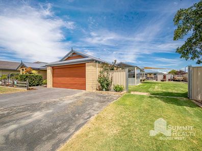 8 Burwood Road, Australind WA 6233