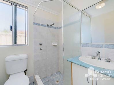 6/12 Bradford Loop, Eaton WA 6232