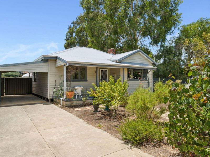 6 Montreal Road, Woodbridge WA 6056