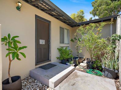 3 Adelina Court, Camillo WA 6111