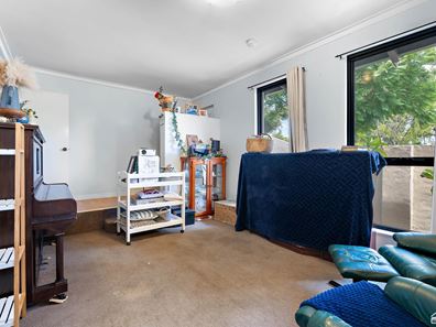 3 Adelina Court, Camillo WA 6111