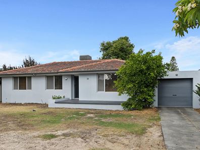 90 Crimea Street, Morley WA 6062