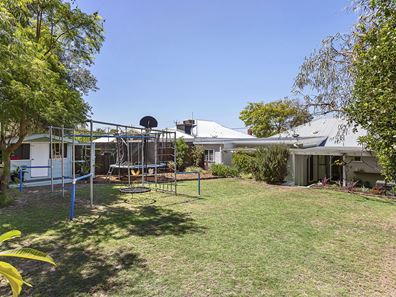 259 Huntriss Road, Doubleview WA 6018