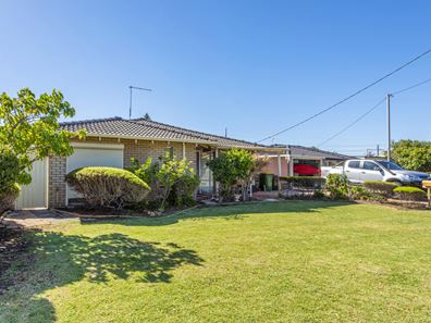 9 Barron Court, Rockingham WA 6168