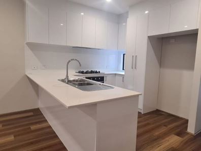 25 Broadwater Avenue, Anketell WA 6167