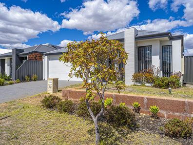 22 Foxtail Grove, Wandi WA 6167