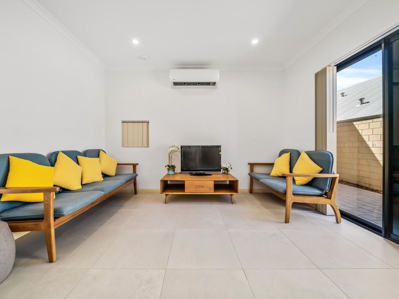 7/10 Trink Street, Cloverdale WA 6105