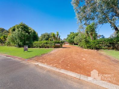 4 Tributary Place, Leschenault WA 6233