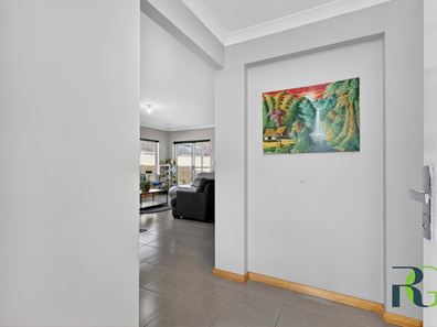 2/186 Boardman Road, Canning Vale WA 6155