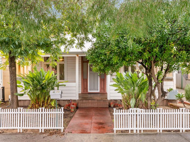 30 York Street, Beaconsfield WA 6162