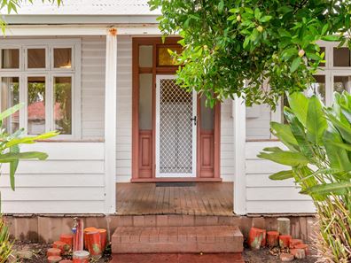 30 York Street, Beaconsfield WA 6162