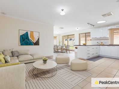 11 Orleans Drive, Port Kennedy WA 6172