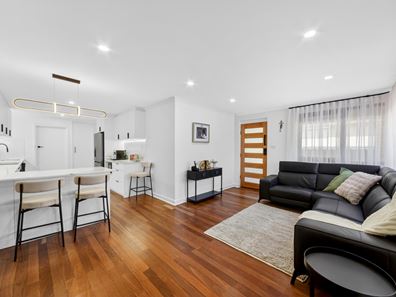 444B Grand Promenade, Dianella WA 6059