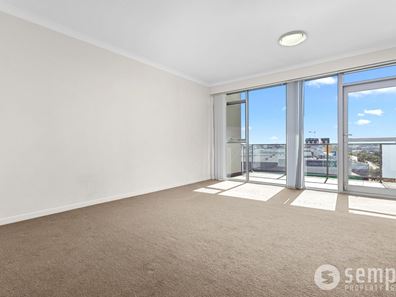 503/21 Malata Crescent, Success WA 6164