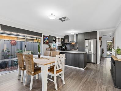 39 Padra Turn, Byford WA 6122