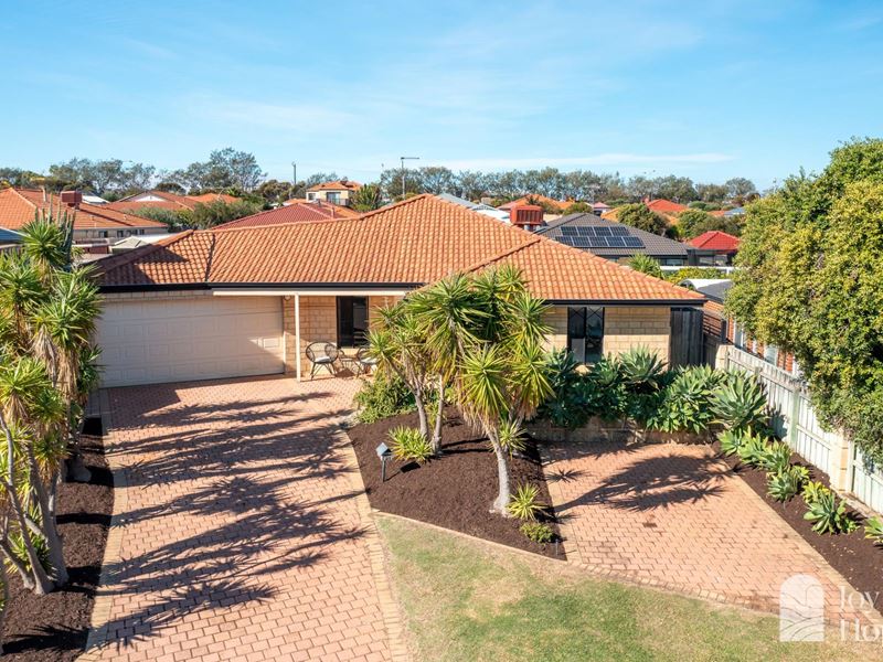 21 Milford Green, Mindarie WA 6030
