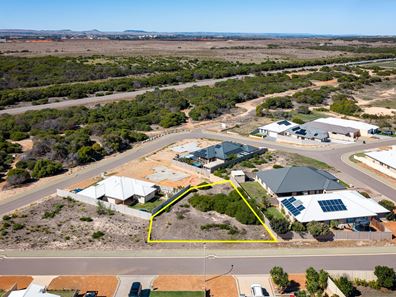 4 Lily Street, Wandina WA 6530
