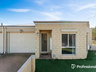 15A Curlington Crescent, Balga WA 6061