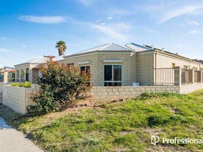 15A Curlington Crescent, Balga WA 6061