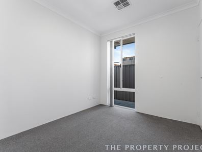 7 Flinders Lane, Eglinton WA 6034