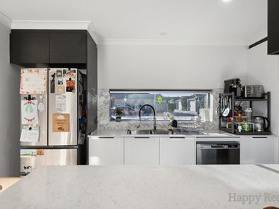 52 Plunkett Turn, Canning Vale WA 6155