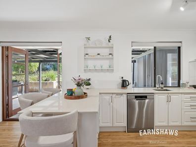 5 White Street, Mount Helena WA 6082